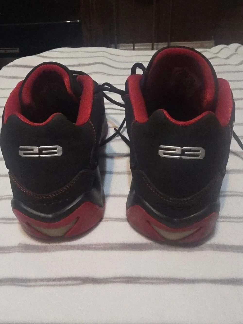 Jordan Men’s Black and Red Athletic Low-Top Sneakers 2007